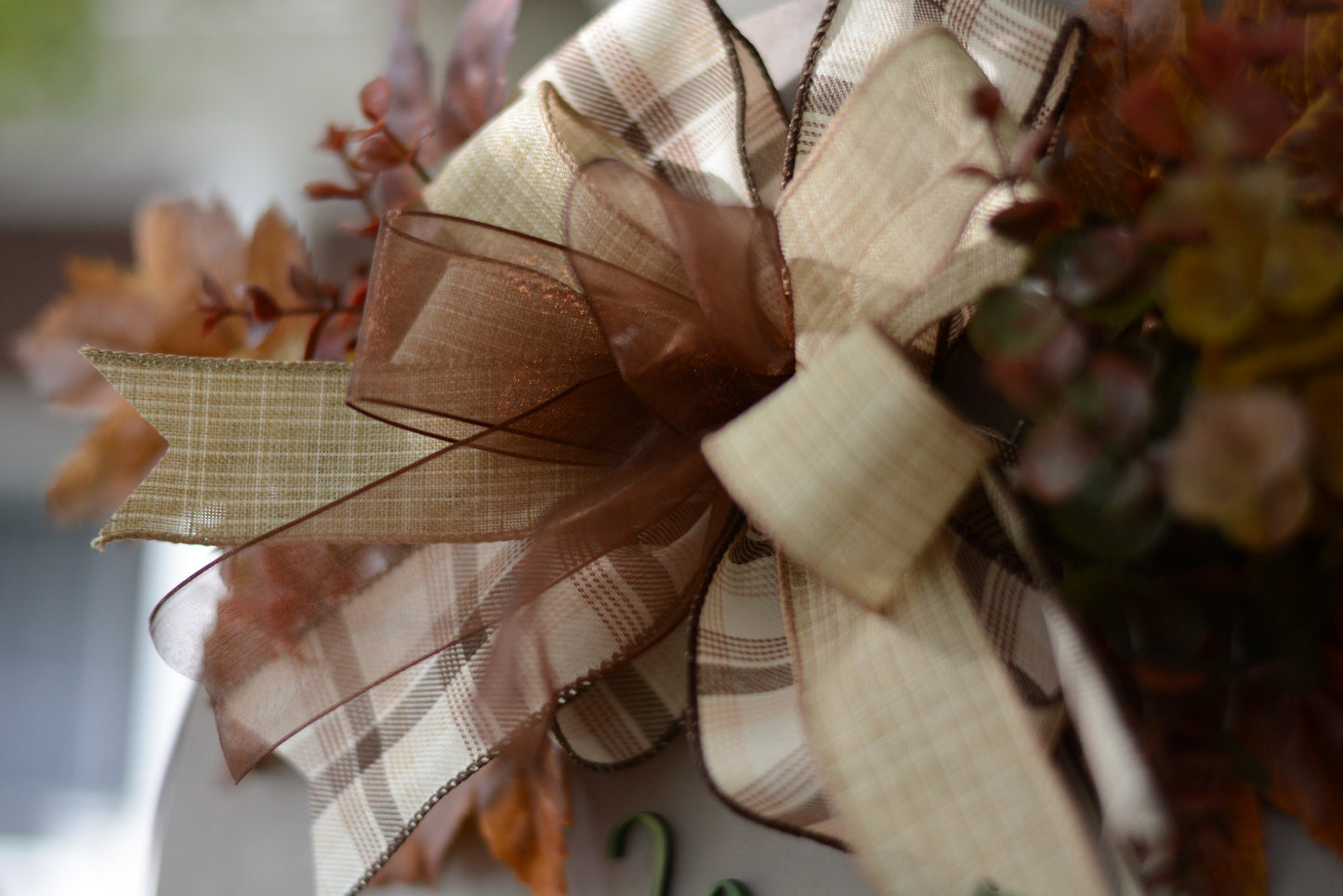 Oh My Gourd, Hello! Large Round Door Hanger Sign Wreath