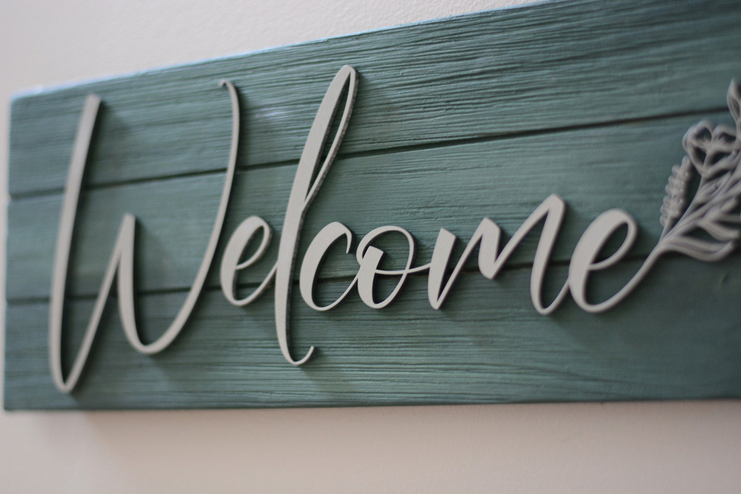 Minimalist Welcome Sign with Flowers